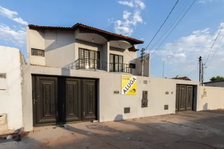 Sobrado com 3 Quartos para alugar, 260m² no Jardim da Luz, Goiânia