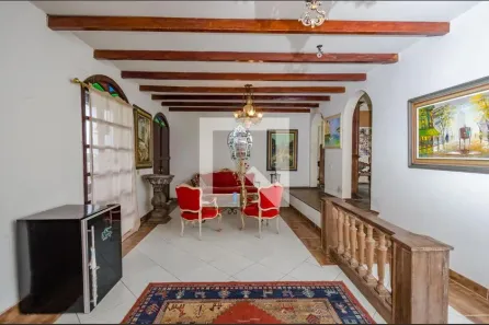 Casa com 3 Quartos à venda, 180m² no Santa Lúcia, Belo Horizonte