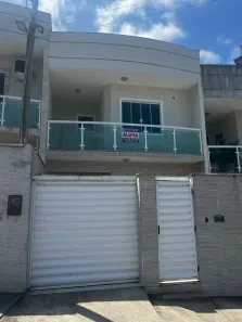 Casa com 2 Quartos para alugar, 75m² no Centro, Itaguaí
