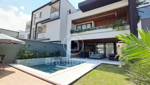 Casa de Condomínio com 3 Quartos à venda, 389m² no Recreio dos Bandeirantes, Rio de Janeiro