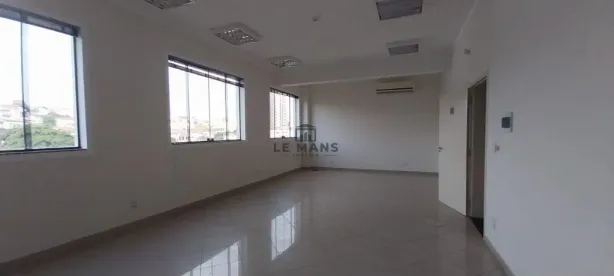 Sala Comercial para alugar, 44m² no Chácara Nazareth, Piracicaba