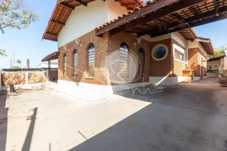 Casa com 3 Quartos à venda, 233m² no Parque São Quirino, Campinas