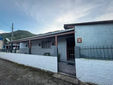 Apartamento com 3 Quartos para alugar, 85m² no Potecas, São José