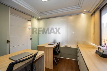 Sala Comercial à venda, 33m² no Centro, Curitiba