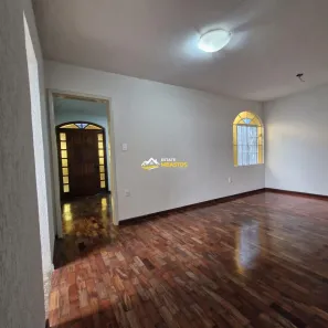 Casa com 3 Quartos à venda, 200m² no Conjunto Celso Machado, Belo Horizonte