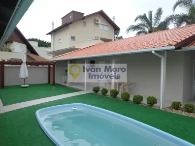 Casa com 3 Quartos à venda, 280m² no Daniela, Florianópolis