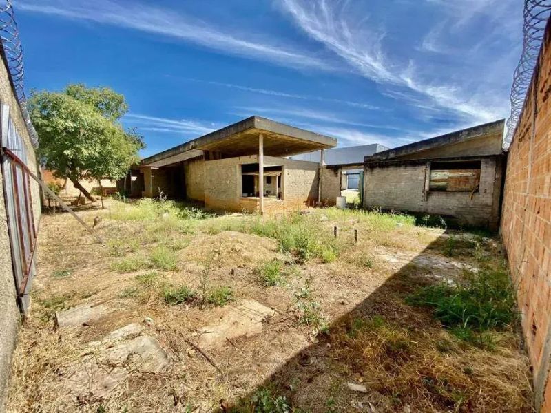 Casa com 4 quartos — Bandeirantes (Pampulha), Belo Horizonte