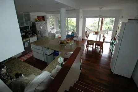 Sobrado com 6 Quartos à venda, 396m² no Vila Pirajussara, São Paulo