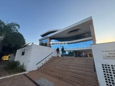 Ponto Comercial à venda, 32m² no Zona Industrial, Brasília