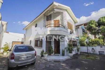 Casa com 3 Quartos à venda, 147m² no Vila Ipiranga, Porto Alegre