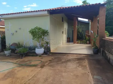 Casa com 2 Quartos à venda, 144m² no Parque Residencial Vale do Sol, Araraquara