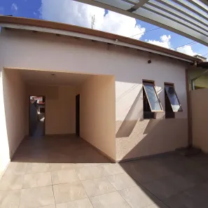 Casa com 3 Quartos para alugar, 110m² no Conjunto Residencial Jardim do Mirante, Botucatu