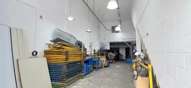Galpão/Depósito/Armazém para alugar, 125m² no Parque Erasmo Assunção, Santo André