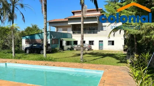 Fazenda/Sítio com 3 Quartos à venda, 401m² no Caxambu, Jundiaí