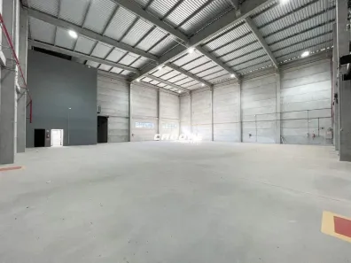 Galpão/Depósito/Armazém para alugar, 762m² no Volta Grande, Navegantes
