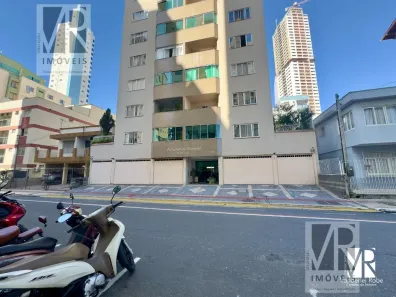 Apartamento com 2 Quartos para alugar, 66m² no Centro, Balneário Camboriú