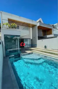 Casa de Condomínio com 3 Quartos à venda, 260m² no Recreio dos Bandeirantes, Rio de Janeiro