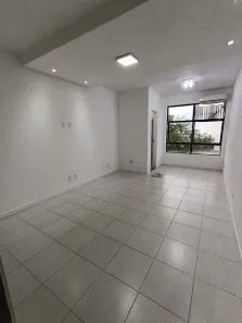 Sala Comercial para alugar, 22m² no Buraquinho, Lauro de Freitas