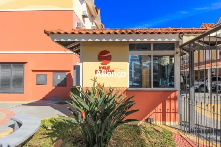 Casa de Condomínio com 3 Quartos para alugar, 92m² no Camaquã, Porto Alegre