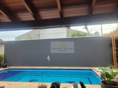 Sobrado com 3 Quartos à venda, 331m² no Jardim América, Taubaté