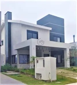 Casa de Condomínio com 4 Quartos à venda, 240m² no Laranjal, Pelotas