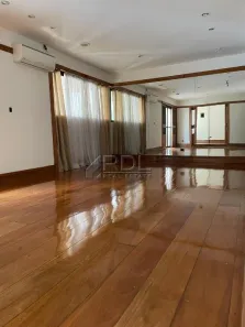 Apartamento com 3 Quartos para alugar, 140m² no Vila Bastos, Santo André