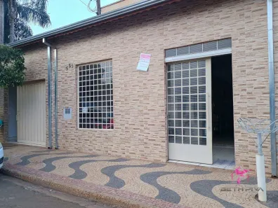 Casa com 2 Quartos à venda, 147m² no Jardim Santa Paula, Leme