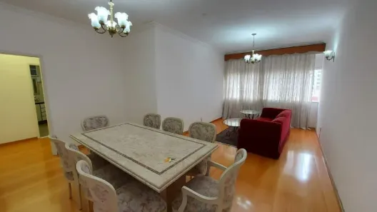 Apartamento com 3 Quartos para alugar, 140m² no Centro, Belo Horizonte