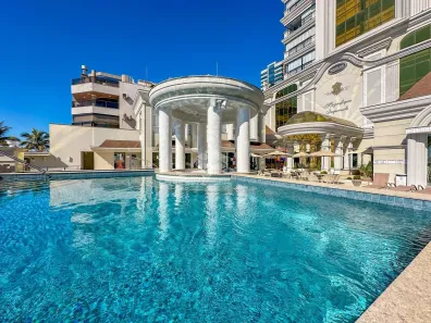 Apartamento com 4 Quartos à venda, 218m² no Meia Praia, Itapema