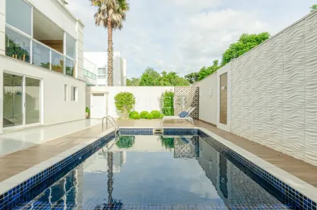 Casa de Condomínio com 4 Quartos à venda, 380m² no Pilarzinho, Curitiba