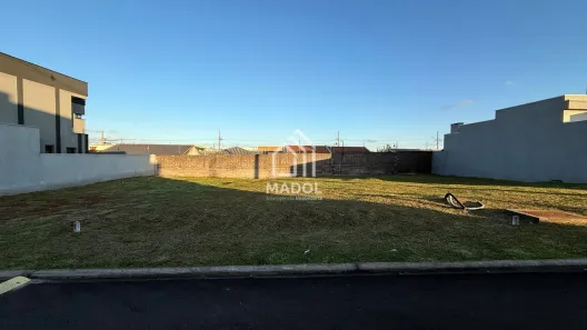 Lote/Terreno à venda, 200m² no Cará-cará, Ponta Grossa