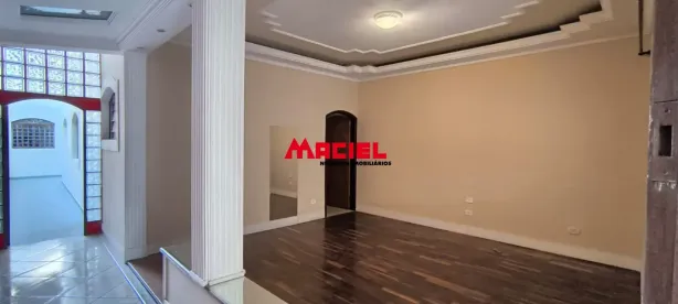 Casa com 3 Quartos à venda, 240m² no Vila Ester, São José dos Campos