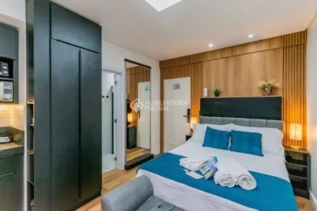 Apartamento com 1 Quarto para alugar, 17m² no Centro Histórico, Porto Alegre