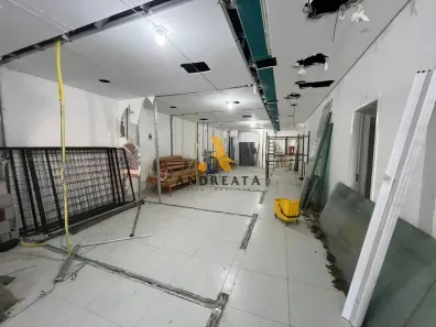 Ponto Comercial para alugar, 500m² no Praça Seca, Rio de Janeiro
