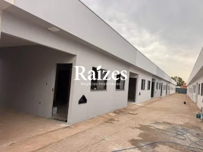 Casa de Condomínio com 2 Quartos à venda, 52m² no Jardim Canaã, Uberlândia