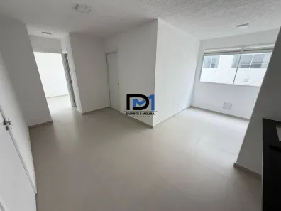 Apartamento com 2 Quartos para alugar, 44m² no Lagoa Redonda, Fortaleza
