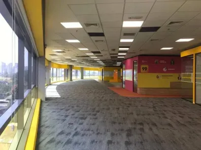 Sala Comercial para alugar, 1052m² no Cidade Monções, São Paulo