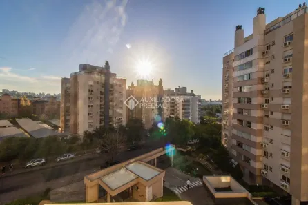 Apartamento com 3 Quartos à venda, 113m² no Chácara das Pedras, Porto Alegre