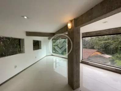 Casa com 2 Quartos à venda, 101m² no Soberbo, Teresópolis