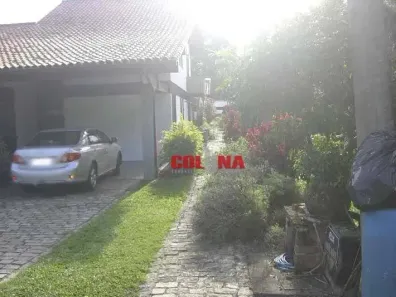 Casa de Condomínio com 5 Quartos à venda, 550m² no Maria Paula, Niterói