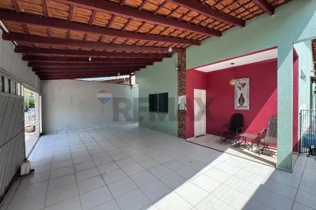 Casa de Condomínio com 3 Quartos à venda, 250m² no Parque 10 de Novembro, Manaus