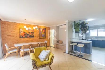 Casa com 4 Quartos para alugar, 170m² no Butiatuvinha, Curitiba