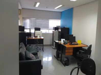 Sala Comercial com 1 Quarto para venda ou aluguel, 29m² no Cerqueira César, São Paulo