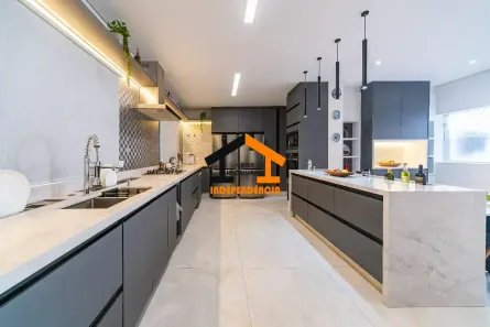 Sobrado com 4 Quartos à venda, 493m² no São Paulo II, Cotia