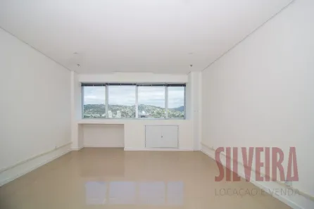 Sala Comercial à venda, 35m² no Jardim Carvalho, Porto Alegre
