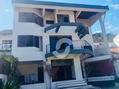Casa com 4 Quartos à venda, 268m² no São Francisco, Niterói