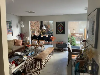 Casa de Condomínio com 3 Quartos à venda, 180m² no Tamboré, Santana de Parnaíba