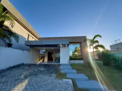 Casa de Condomínio com 3 Quartos à venda, 226m² no Cidade Alpha, Eusébio