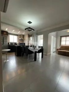 Apartamento com 2 Quartos para alugar, 104m² no Cambuí, Campinas