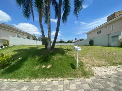 à venda, 760m² no Condomínio Reserva do Paratehy, São José dos Campos